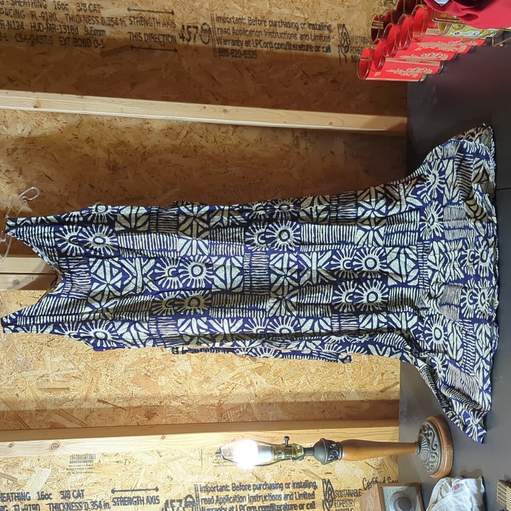 Medium size sundress with graphic design by Champagne